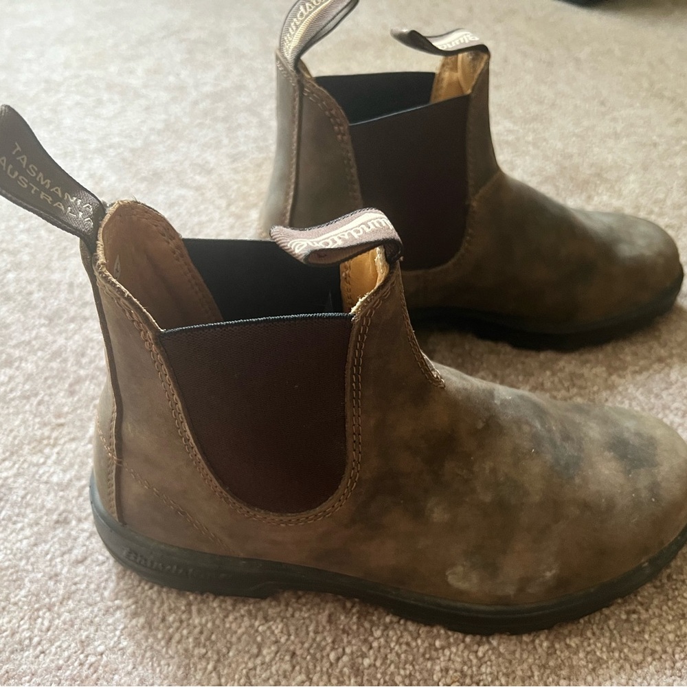 Blundstone Brown Ankle Boots Classic Chelsea Design